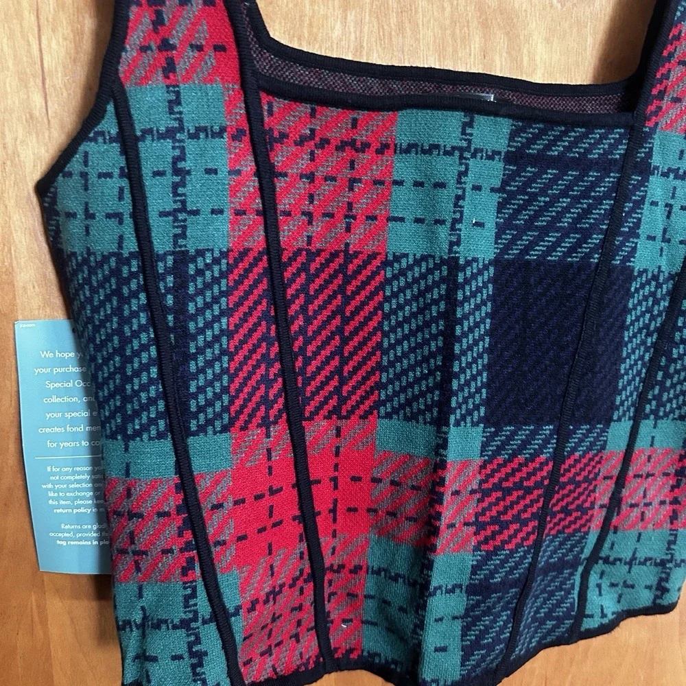 Johnny Wujek Plaid Womens XL Top New With Tags Holiday Red Green Crop - Picture 3 of 7